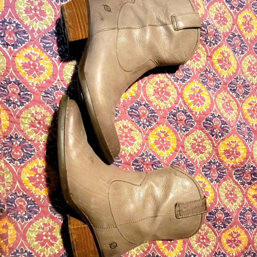 Born Ankle Cowgirl Boots, Grey